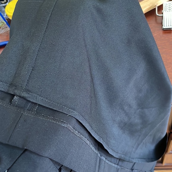 EMPORIO ARMANI skirt - Picture 4 of 6